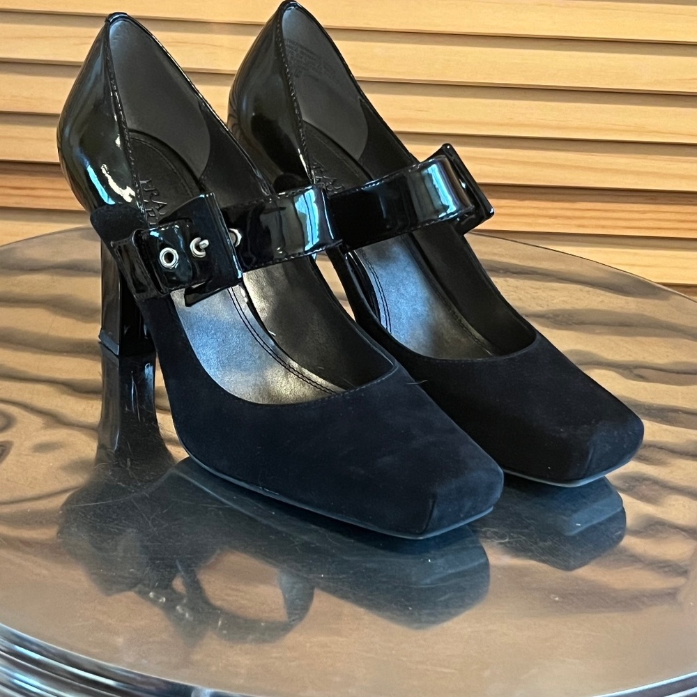 FRANCO SARTO PUMPS